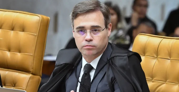 Ministro do STF lamenta rejeição de Jorge Messias e aponta perda para o Brasil: "Oportunidade de ter um grande ministro"