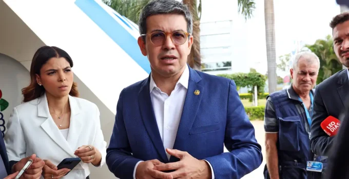 Randolfe Rodrigues: Governo Lula Deve Indicar Novo Nome para STF Após Rejeição de Jorge Messias Pelo Senado