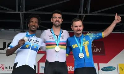 Lauro Chaman brilha e conquista ouro no ciclismo de estrada na Copa do Mundo, impulsionando o Brasil a um total de sete medalhas