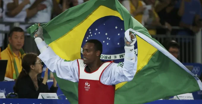 Maicon Andrade, medalhista olímpico do taekwondo, é suspenso por doping e desfalca o Brasil em busca de medalhas