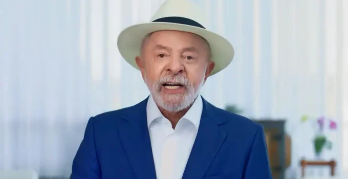 Lula: Relação Flávio Bolsonaro e banqueiro preso é "caso de polícia", não do governo