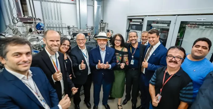 Lula: Brasil não abre mão de soberania em terras raras e minerais críticos, quer parcerias globais