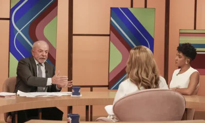 Lula promete vetar projeto de lei eleitoral que libera envio em massa de mensagens e uso de robôs