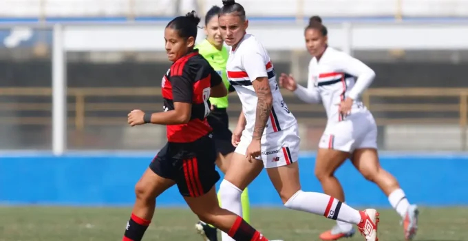 Brasileiro Feminino Sub-20: Flamengo Vence São Paulo no Jogo de Ida da Grande Final em Busca do Título