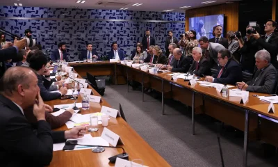 Governo retira urgência do fim da escala 6x1 e destrava pauta da Câmara, liberando votação de projeto contra misoginia