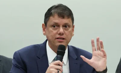 TCE-SP Aprova Contas de Tarcísio de 2025 com Ressalvas: Foco em Renúncias Fiscais e Gestão Previdenciária