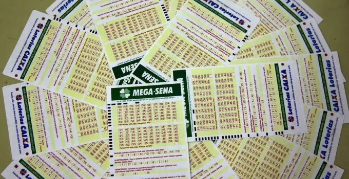 Mega-Sena Acumula R$ 42 Milhões: Descubra os Números que Não Vieram e Como Jogar no Próximo Concurso!