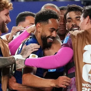 Matheus Cunha brilha com dois gols e Brasil desencanta na Copa do Mundo goleando Haiti por 3 a 0