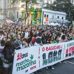 Marcha da Maconha em SP: Milhares pedem legalização e criticam criminalização do uso medicinal e recreativo