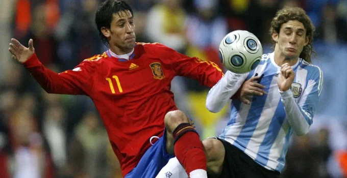 Campeão Mundial de 2010 pela Espanha, Joan Capdevila tem entrada nos EUA vetada após jogo no Irã em 2016