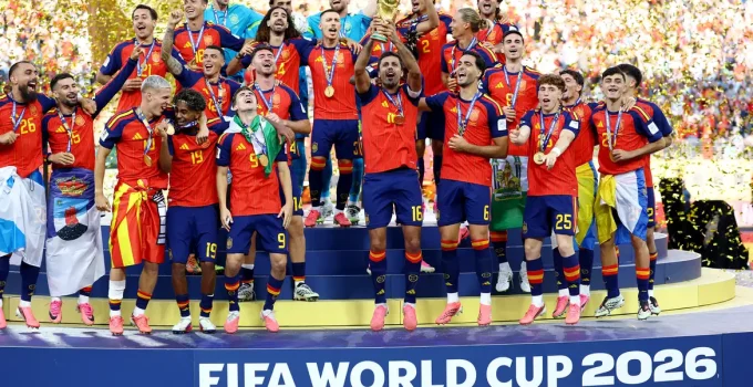 Espanha Bicampeã: Fúria Conquista Copa do Mundo Feminina e Masculina Simultaneamente, Supera Argentina em Prorrogação Histórica