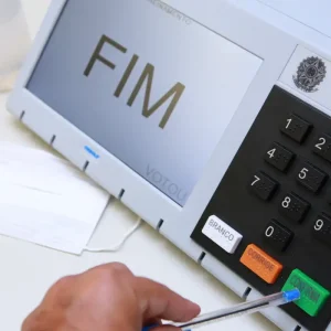 Voto em Trânsito 2024: TSE abre prazo para eleitores votarem fora de sua cidade; saiba as regras e como solicitar