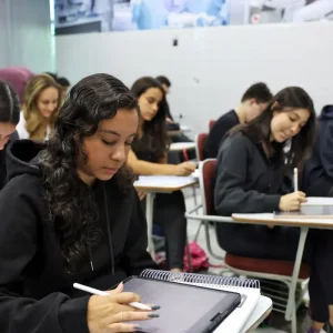 Prouni: 529 mil jovens se inscrevem para bolsas de estudo no 2º semestre de 2026; veja o cronograma completo