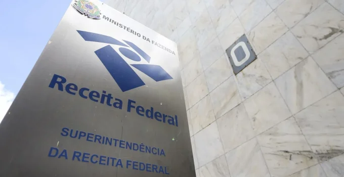 Receita Federal Prevê R$ 17,2 Bilhões com IR sobre Dividendos em 2024, Valor Abaixo do Esperado