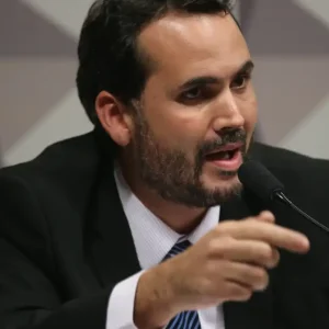 Governo Confirma: Subsídio de R$ 0,35 ao Diesel Não Volta, Mesmo com Petróleo a US$ 100, Ministro Explica Motivos