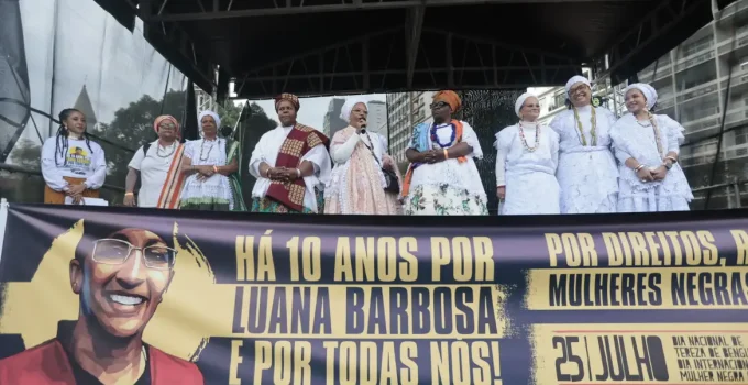 11ª Marcha das Mulheres Negras em SP: Homenagem a Luana Barbosa e Luta por Justiça e Reparação