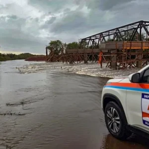 Alerta Máximo no RS: 206 Cidades em Estado Crítico Devido a Chuvas Intensas, Granizo e Ventos Fortes