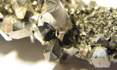 Brasil Busca Parceria Estratégica com Europa para Explorar Minerais Críticos e Terras Raras em Busca de Tecnologia