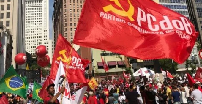 PCdoB Oficializa Apoio a Lula: Partido Destaca Inclusão Social e Defesa da Democracia em Pacto Eleitoral