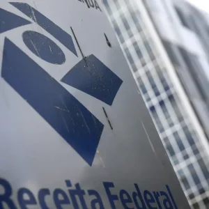Reforma Tributária: Receita Federal Adia Cronograma de Destaque de Impostos e Empresas Ganham Mais Tempo para Adaptação