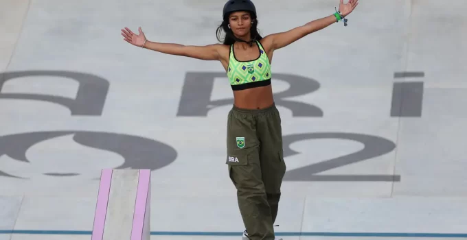 Rayssa Leal Rumo ao Tri no Mundial de Skate em SP: Brasileira Luta pelo Título Neste Domingo!