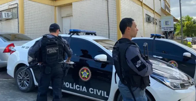 Operação Rastreio: Polícia Civil desarticula esquema que comprava celulares roubados para aplicar golpes em bancos