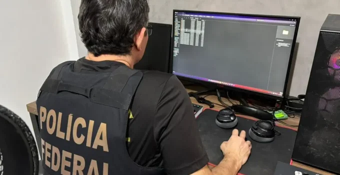 Operação Guardião Digital: PF cumpre mais de 30 mandados contra abuso sexual infantil na internet com nova lei em vigor