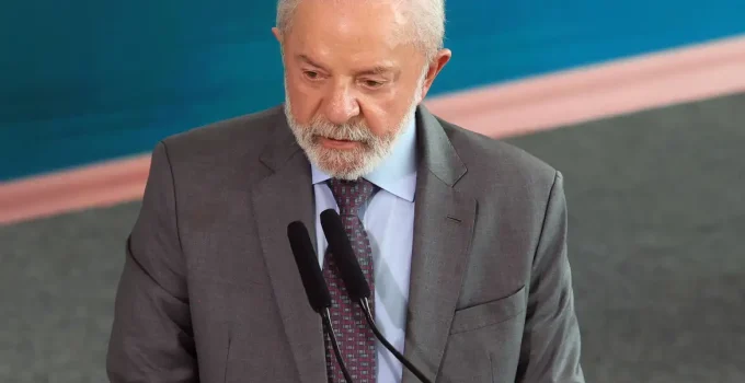 Lula denuncia colonialismo e uso da força por potências: "EUA querem nos colonizar outra vez?"