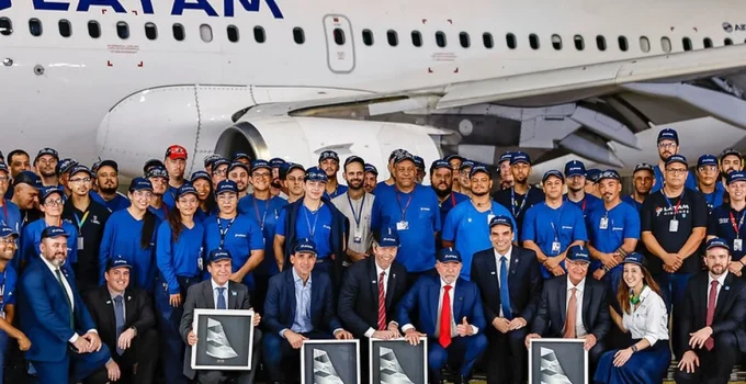 Latam Celebra Nova Era: Primeiros Jatos Embraer E195-E2 Chegam para Revolucionar Voos Regionais no Brasil