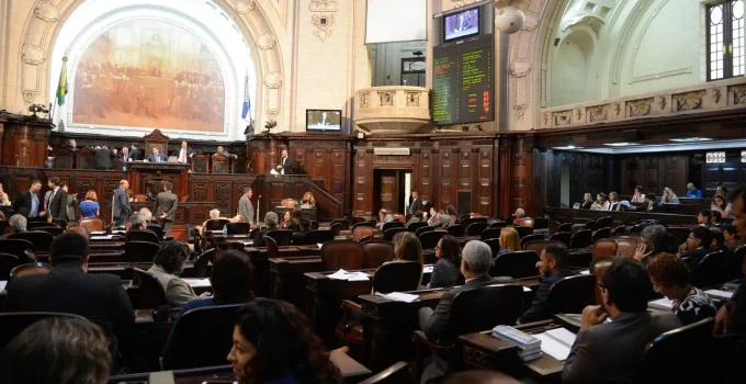 TRE-RJ Define Recontagem Urgente de Votos para Deputado Estadual Após Cassação de Bacellar e Impacto em Eleição da Alerj