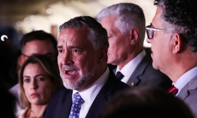 Base do Governo na CPMI do INSS Pede Indiciamento de Bolsonaro por Organização Criminosa em Fraudes