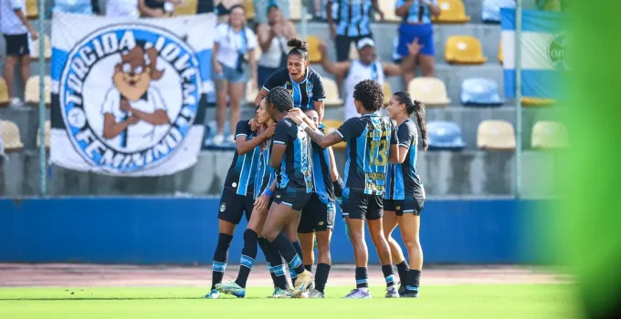 Grêmio Feminino Vira Sobre o Internacional no Gauchão e Conquista Primeira Vitória com Nova Treinadora