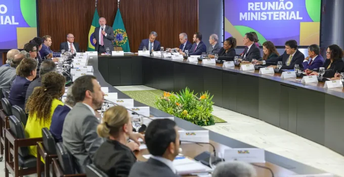 Risco de Inelegibilidade: Ministros de Lula Deixam Cargos para Disputar Eleições 2024; Saiba Quem Sai e Quem Assume