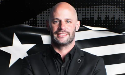 Botafogo anuncia Franclim Carvalho, campeão da Libertadores e Brasileiro, para comandar o time até 2027