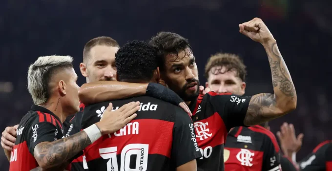 Flamengo reage com virada espetacular contra o Santos no Maracanã e empolga torcida rumo ao G4 do Brasileirão