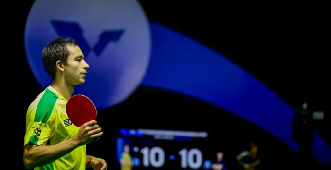 Calderano é superado por número 1 do mundo e conquista bronze inédito na Copa do Mundo de Tênis de Mesa em Macau