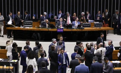 Congresso decide em 30 de abril: Veto de Lula à redução de penas para crimes antidemocráticos será votado