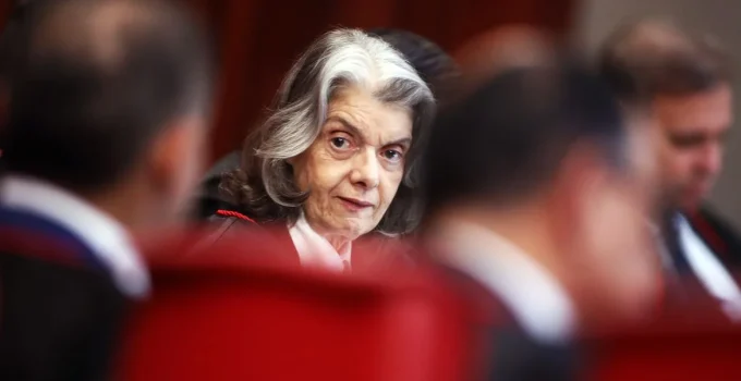 Cármen Lúcia Acelera Sucessão no TSE: Eleição Simbólica para Presidente e Vice Ocorre na Próxima Terça (14)