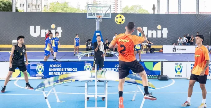 Esporte Universitário: Jovens Atletas Levando Paz e Intercâmbio Cultural em Tempos de Conflitos Globais