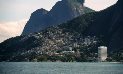 Operação Policial no Vidigal: PC do Rio Desarticula Organização Criminosa da Bahia com Troca de Tiros e Turistas Assustados