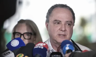 Lula retira lesão de pele benigna no couro cabeludo e segue agenda com repouso, diz médico; veja detalhes do procedimento